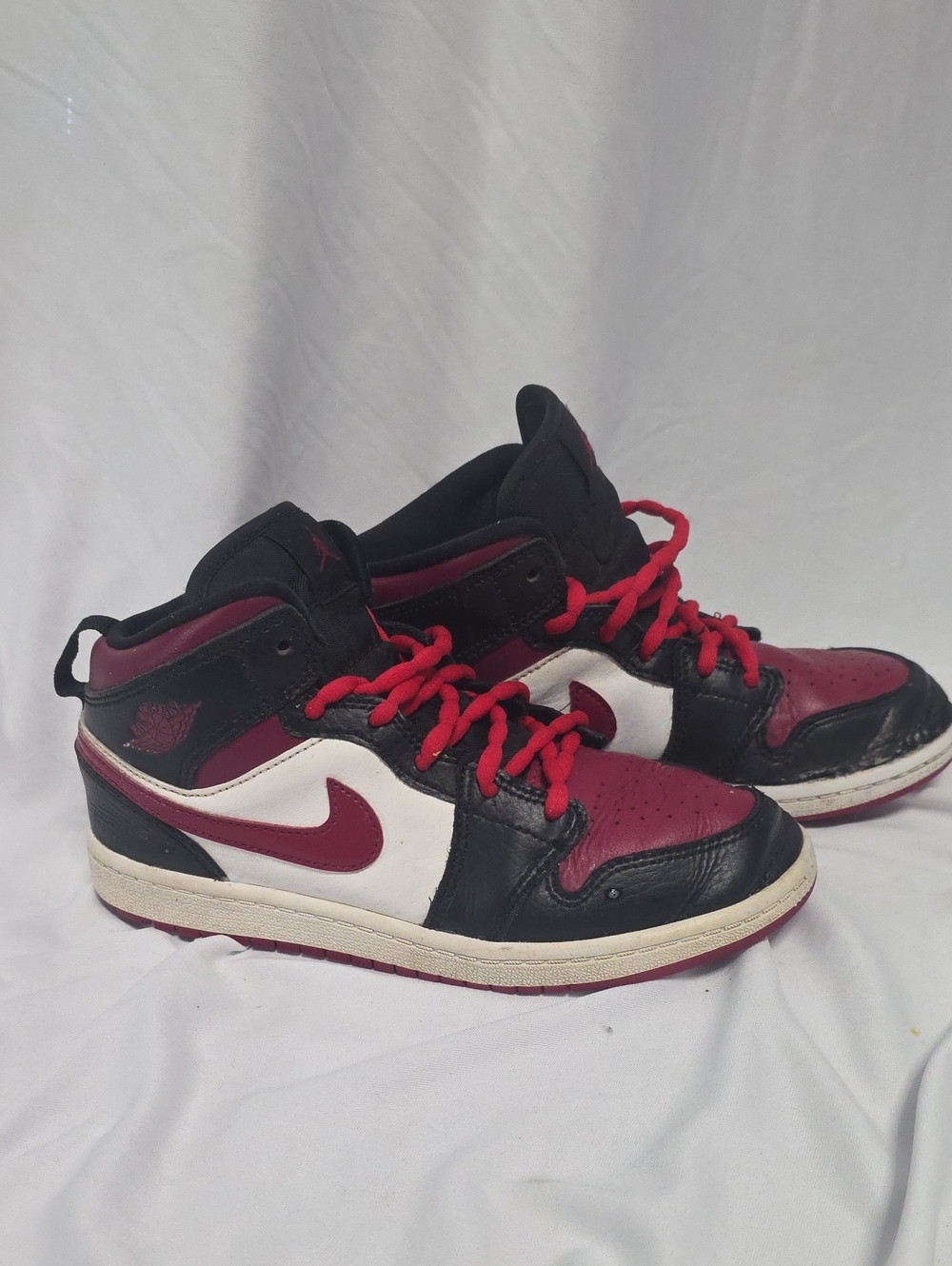 Nike Mid-Top Sneakers - Black White Maroon with Red Laces